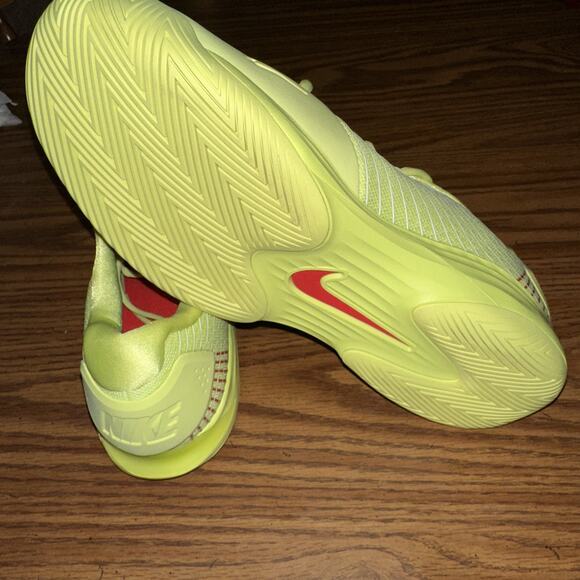 Nike Court Air Zoom Vapor 12.5 Hypersmash Hc Light Lemon Twist Tennis- HJ0549 main image 4